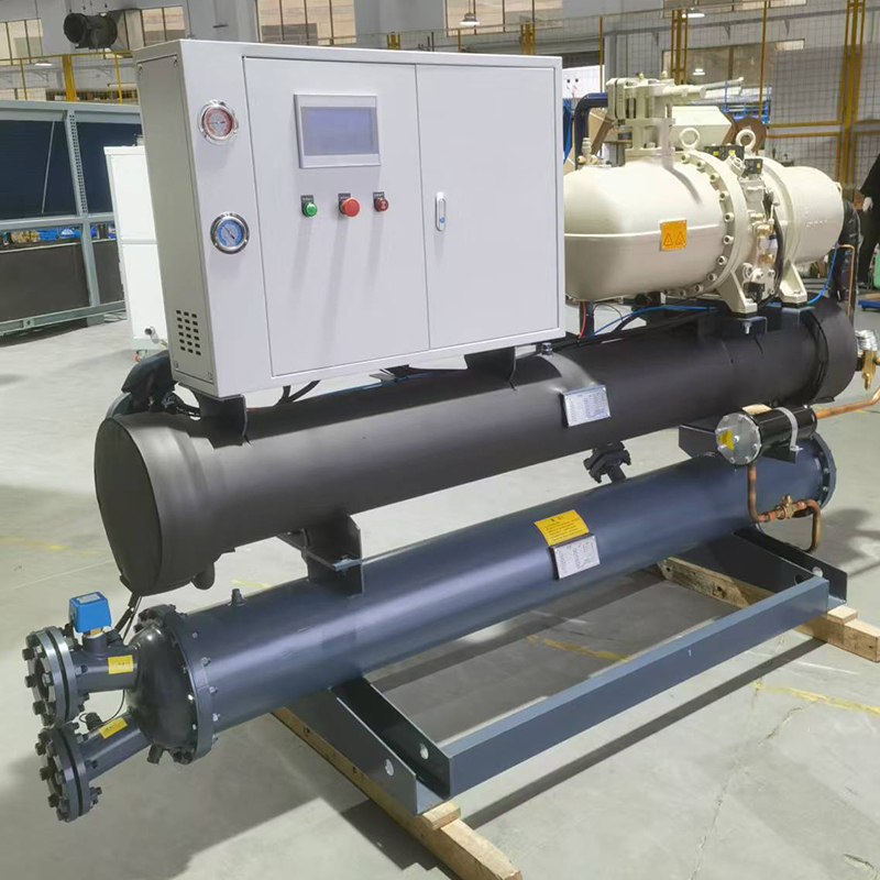 螺杆式冷水机组